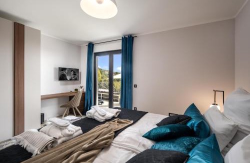 Poljane Villa | Villa Castanea