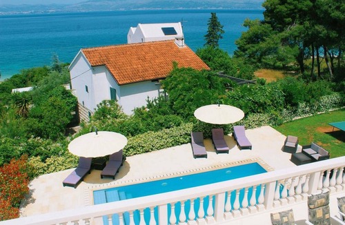 Sutivan Villa | Villa Clementine with pool, sea view, big group, near sea, pet friendly, bbq, family, quite area
