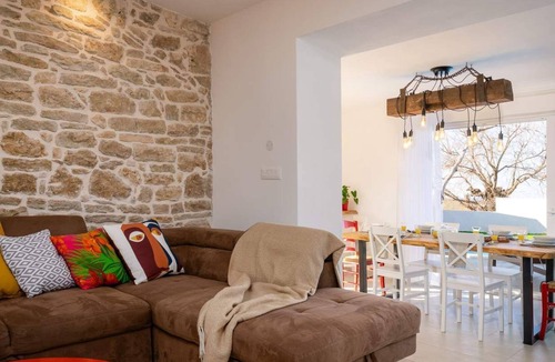Kukci Villa | Villa Corinna with sea view has a pleasant and warm interior