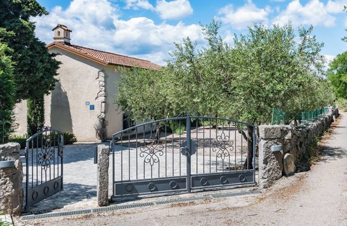 Sveti Ivan Dobrinjski House | Villa Cypress & Olive House by Interhome