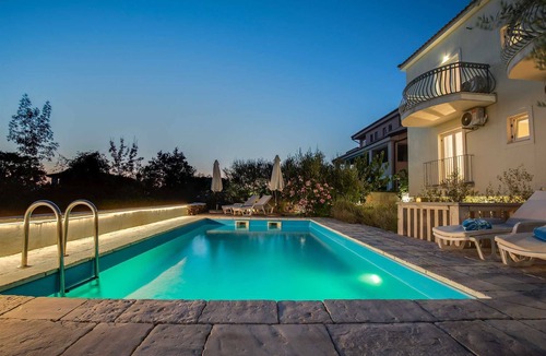 Milohnici Villa | Villa Dada with pool, Seaview and playroom