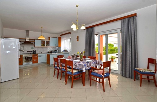 Grandici Villa | Villa Deni with private pool