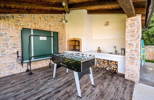 Jursici Villa | Villa Desire for 8 people in Central Istria with private 53 m2 pool and pet friendly