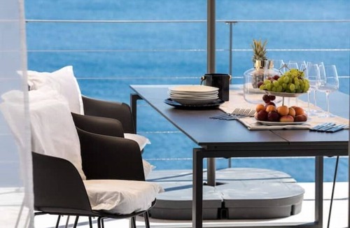 Prizba Villa | Villa Desire - Three Bedroom Villa with Terrace, Sea View and Swimming pool