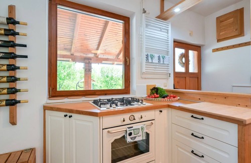 Glina Villa | Villa Dobrenic by Villas Guide