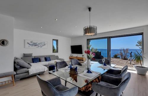 Krvavica Villa | Villa EagleStone - Isolated location that offers peace and tranquility