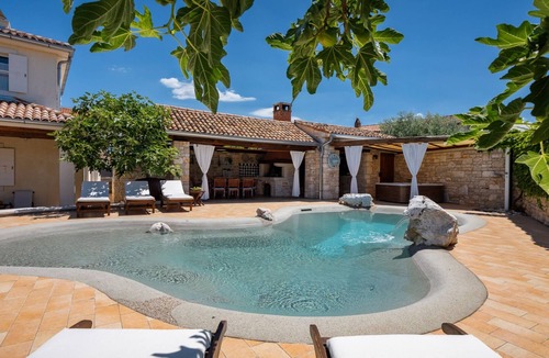Cepljani Villa | Villa Elizabeta by Villas Guide