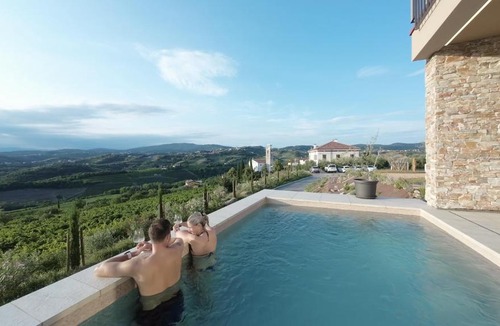 Kozana Resort | Villa EVA Resort & Boutique