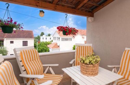 Supetar Apartment | Villa Familia