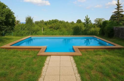 Poljane Villa | Villa Felix with spectacular pool in green oasis