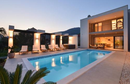 Kastel Luksic Villa | Villa Formosa