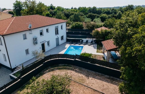 Tar-Vabriga Villa | Villa Franka
