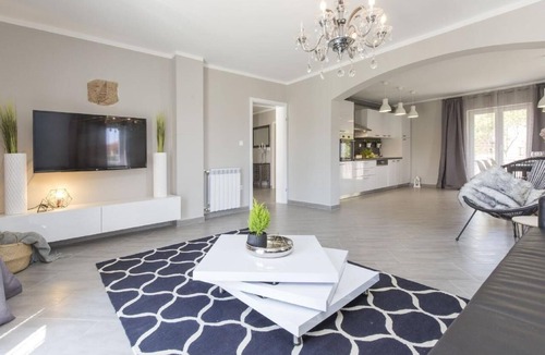 Becici House | Villa Franka