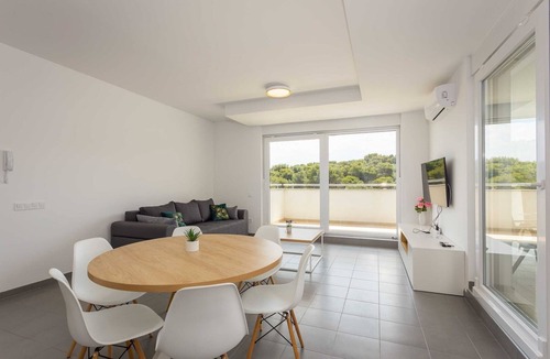 Premantura Apartment | Villa Frida - Apartment Oleander with Balcony