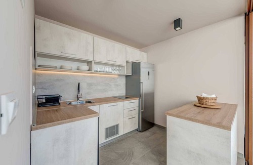 Plano Villa | Villa Golden Memories I Heated pool, near sea
