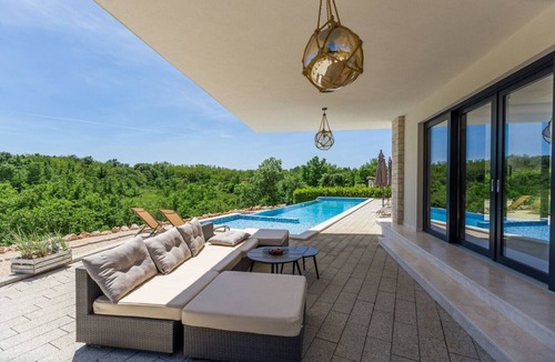 Jadruhi Villa | Villa Grande Barbara