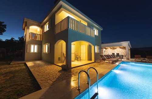 Lovrec Villa | Villa Green Oasis