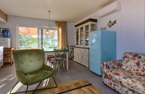 Lukovo Sugarje Villa | Villa Hemingway beachfront by Villas Guide