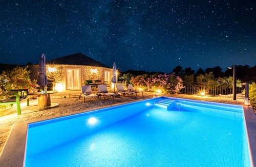 Supetar Villa | Villa Heritage - Historic Charm with Heated Pool & Children's Playground