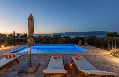 Supetar House | Villa Heritage