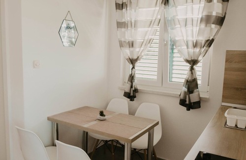 Veliko Brdo Apartment | Villa Hills