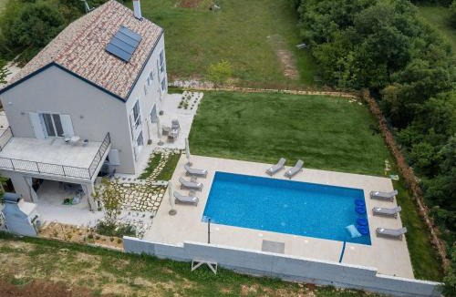 Butkovici Villa | Villa in Butkovici with Pool near Pula