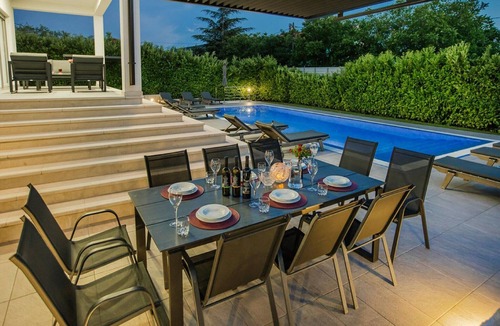 Gornja Glavina Villa | Villa in Imotski near Blue & Red Lakes