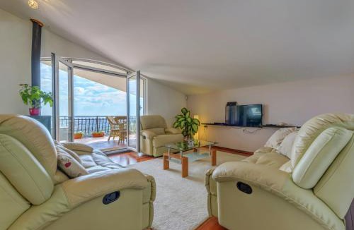 Klis Villa | Villa in Solin with Private Pool and Garden