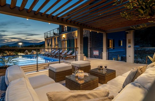 Kastel Luksic Villa | Villa Iva Kaštel Lukšic