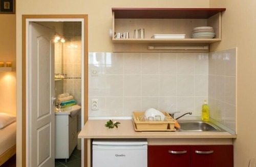 Pile Apartment | Villa Iveta- Triple Room (Ground Floor) - Martina