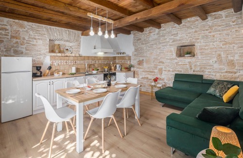 Brajkovici Villa | Villa Ivini in Brajkovići - Haus für 5 Personen