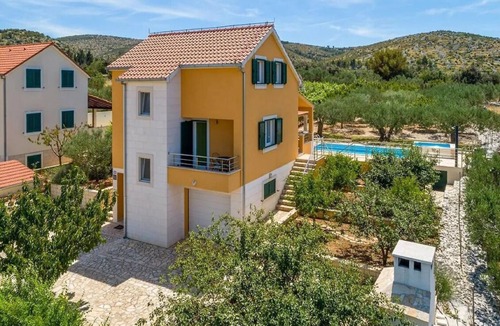 Dracevica Villa | Villa Jelena - Five Bedroom Villa with Swimming pool