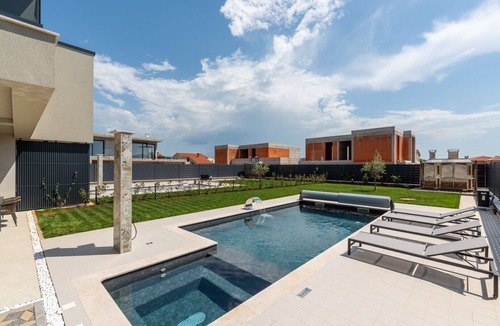 Kastelir-Labinci Villa | Villa Jelena – New Elegant Villa with 3 Bedrooms for 6 Guests, Private Pool and near to sea