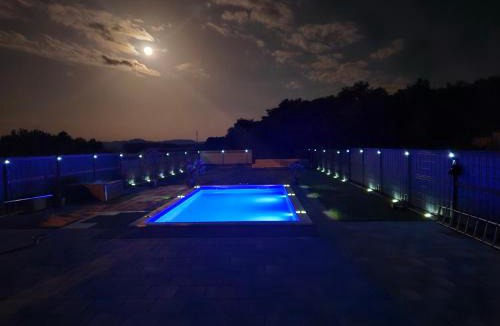 Varazdin Villa | Villa Joy with Pool,Jacuzzi,E Auto Station