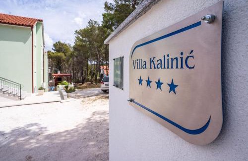 Cove Osibova (Milna) Apartment | Villa Kalinić