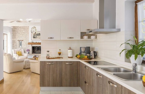 Melnica House | Villa Kanco by Interhome