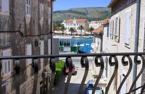 Trogir Apartment | VILLA KAPAR - Apartment Kairos
