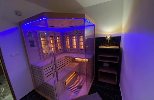 Veliko Trgovisce Villa | Villa Kontesa - Slow leaving retreat at quiet privacy near forest