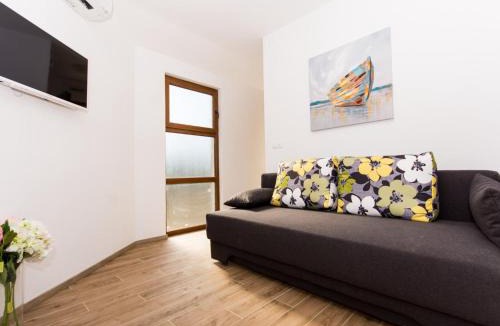 Veliki Drvenik Apartment | Villa LA-Comfort One Bedroom Apartment with Sea View Terrace 3