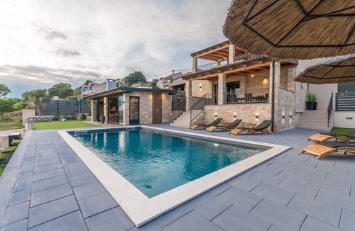 Pakostane Villa | Villa La Vrana ZadarVillas