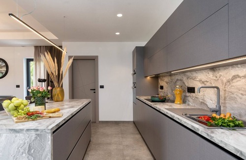 Gracisce Villa | Villa Lara Gracisce - holiday home with pool