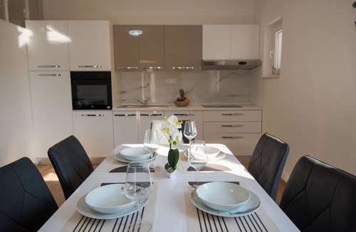 Brodarica Apartment | Villa Lavanda I