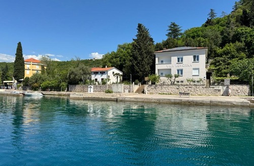 Omisalj Bed & Breakfast | Villa Lovorka by VILLA EVA