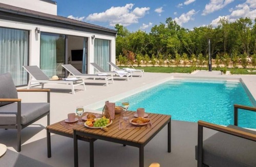 Oklaj House | Villa Lu.