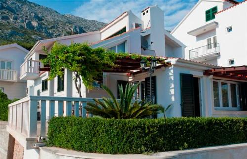 Medici Villa | Villa Luciana