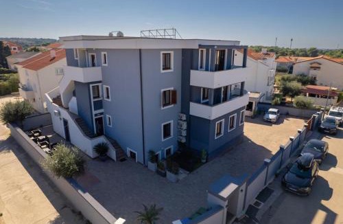 Zrce Apartment | Villa Mariella