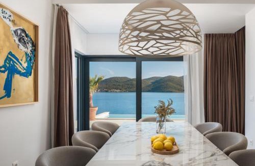 Kuciste Villa | VILLA MARIS -heated pool,sauna,first row sea beach