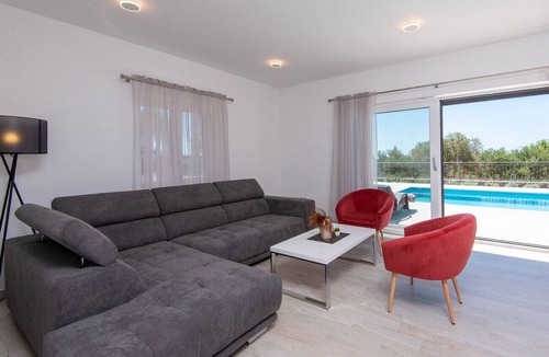Stankovici Villa | Villa Maslina - comfortable villa with pool