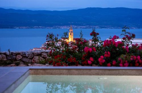 Vrbnik Villa | Villa Maslina with Panoramic Sea View