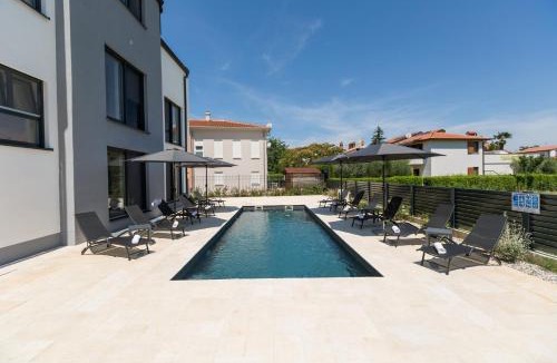 Funtana Apartment | Villa Matic apartment with balcony and shared pool